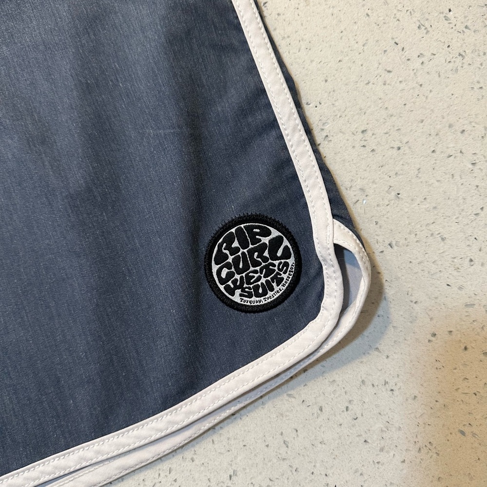 Men’s Rip Curl mirage swim shorts - Picture 3 of 11